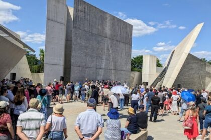 holocaust-monument-vigil-calls-for-end-to-hate-crimes