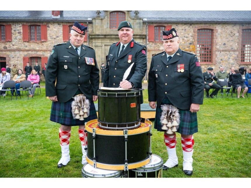 in-photos:-cape-breton-highlanders-hold-change-of-command-ceremony