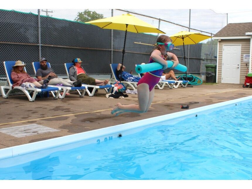 outdoor-pool-in-annapolis-royal-reopens-after-community-pulls-together