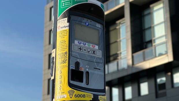 moncton-doing-away-with-hundreds-of-parking-meters,-moving-to-digital-system