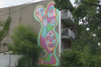 lartiste-ojibwe-cedar-eve-devoile-une-murale-dediee-a-la-communaute-bispirituelle-de-montreal