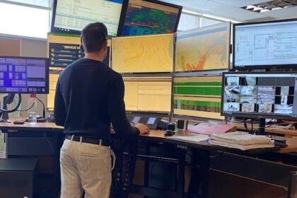 new-call-centre-aims-to-improve-911-response-in-quebec’s-northern-communities