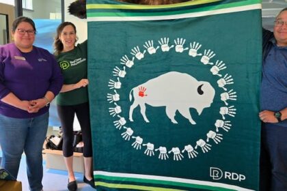 indigenous-grads-at-red-deer-polytechnic-surprised-with-gifts-by-student-services-staff