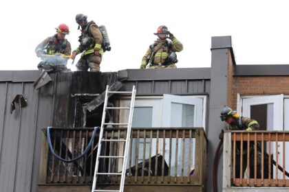crews-respond-to-fire-at-dartmouth-apartment-building-involved-in-class-action