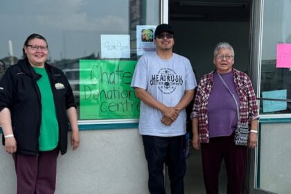 meet-the-helpers-spending-days-on-their-feet-to-serve-first-nations-wildfire-evacuees