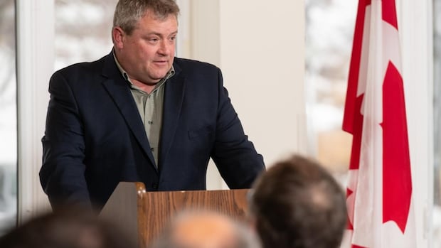sunbury-york-south-mayor-temporarily-suspended-by-council,-unnamed-employee-to-be-fired