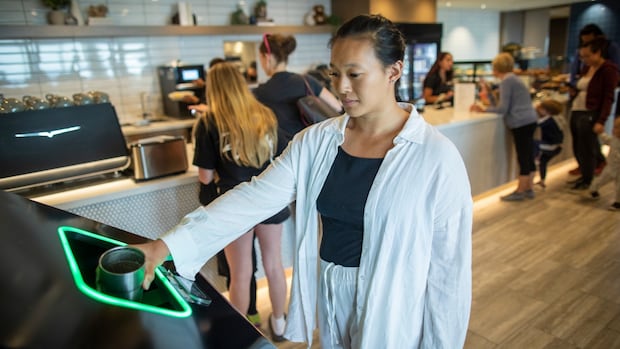 vancouver-company-celebrates-reusable-food-container-success