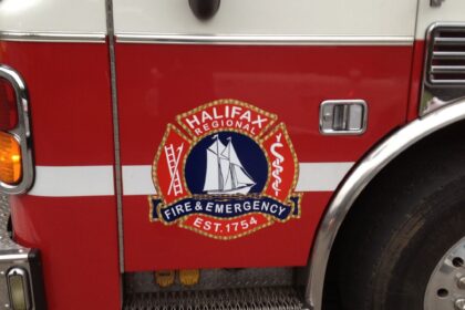 rain-helps-crews-battling-out-of-control-ostrea-lake-wildfire