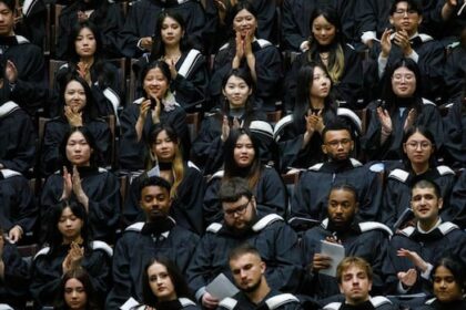 ‘no-one-ever-calls-them-back’:-university-students-in-ns.-struggling-to-find-summer-jobs