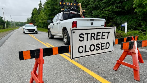 forest-fire-on-nova-scotia’s-eastern-shore-being-held:-natural-resources