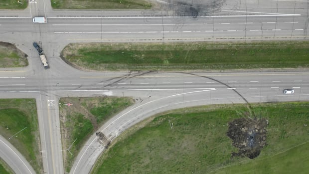 site-of-deadly-manitoba-bus-crash-was-studied-in-2006,-but-a-major-suggested-improvement-wasn’t-completed