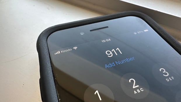 dozens-of-manitobans-couldn’t-reach-911-operators-during-march-telus-outage:-crtc-report