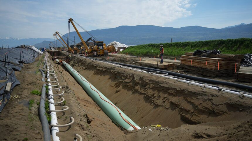 enbridge-says-it-would-pitch-new-alberta-bc.-pipeline-only-under-right-conditions