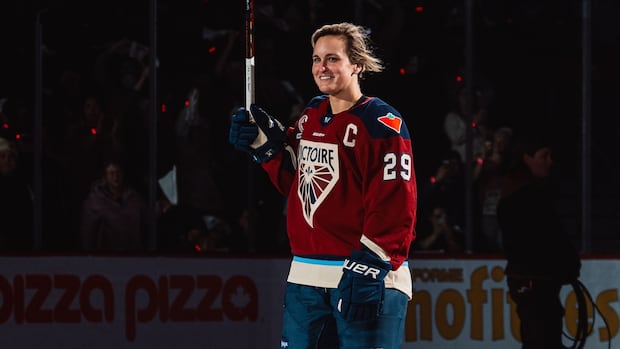 marie-philip-poulin-named-pwhl’s-mvp-as-montreal-victoire-clean-up-at-league-awards