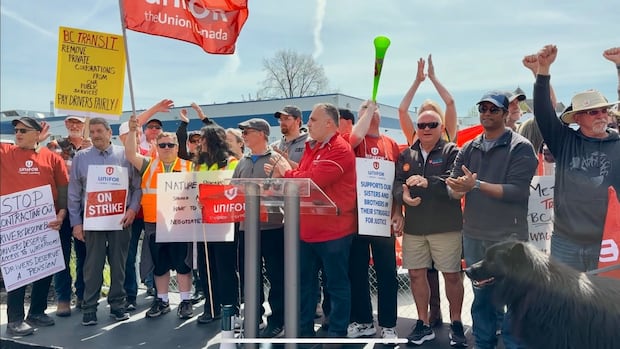 transit-strike-in-cowichan-valley-now-among-longest-in-bc.-history