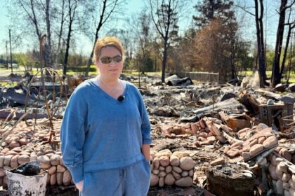 ‘let-us-mourn’:-denare-beach-residents-ask-public-not-to-visit-fire-ravaged-village