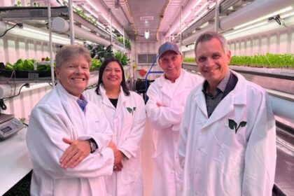 hydroponic-farmer,-ottawa-mission-tackle-food-insecurity-under-the-glow-of-led-lights