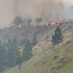 brush-fire-near-hospital-in-kamloops,-bc.,-sends-smoke-billowing-through-city