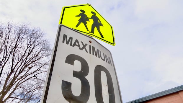 school-zones-won’t-be-24/7,-‘disreputable’-websites-are-sharing-misinformation:-bc.-rcmp