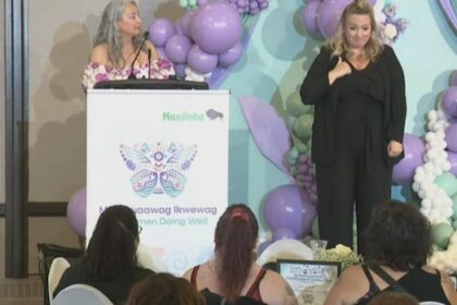 manitoba’s-accessibility-minister-apologizes-for-comments-about-sign-language-interpreter