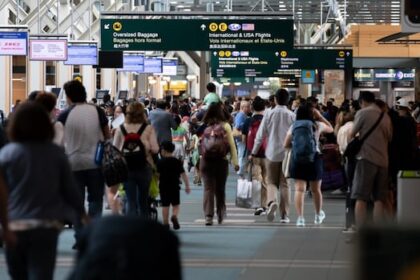 over-200-flights-delayed-at-vancouver-airport-this-weekend