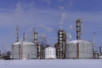 a-visual-guide-to-air-pollution-in-ontarios-chemical-valley