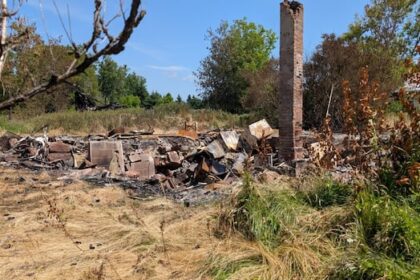 police-ask-for-public-help-over-3-suspicious-fires-at-abandoned-homes-in-western-pei.