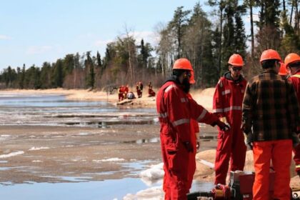 communities-evacuated-as-new-wildfires-in-northwest-sask.-threaten-road-access