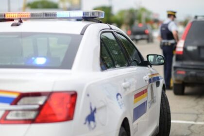 18-year-old-driver-clocked-at-155-km/h-charged-with-flight-from-police,-say-pei.-rcmp