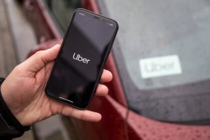 uber-drivers-in-victoria,-bc.,-vote-to-unionize