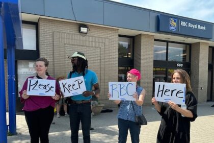 west-end-residents-rally-in-last-ditch-effort-to-stop-rbc-from-shuttering-local-bank-branch