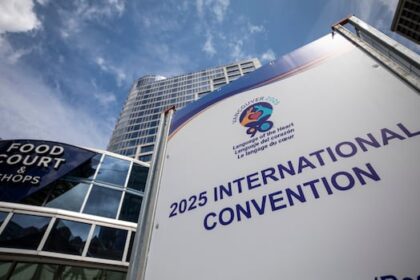 thousands-arrive-in-vancouver-for-international-alcoholics-anonymous-conference