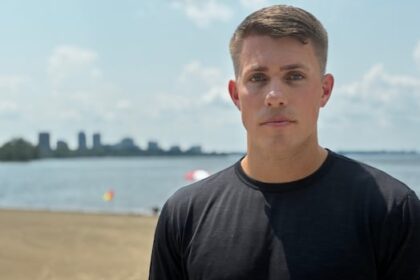 river-rescuer-risked-his-life-to-pull-boy,-man-to-safety