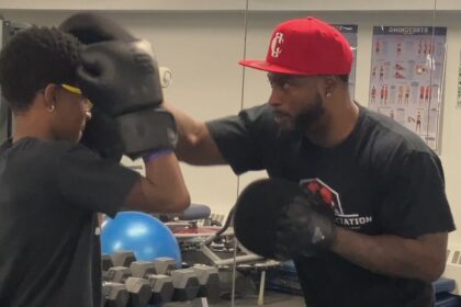 how-this-boxer-is-helping-ns.-youth-fight-their-own-struggles