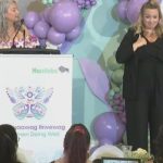 accessibility-minister-will-keep-her-job-after-comments-about-sign-language-interpreter:-manitoba-premier