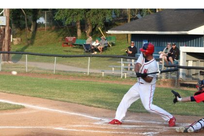 ansara-leads-kentville-wildcats-past-sydney-sooners-in-nssbl-play