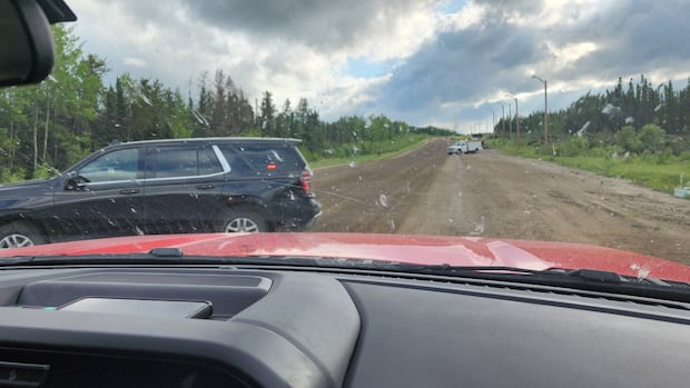 ‘absolutely-horrendous-day’-in-tataskweyak-cree-nation-as-wildfire-destroys-at-least-7-homes