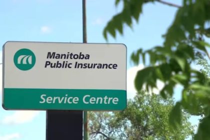manitoba-wildfire-evacuees-get-extension-to-renew-driver’s-licences,-ids