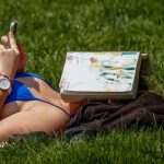 could-your-beach-reads-actually-be-therapeutic?-bibliotherapy-suggests-they-might