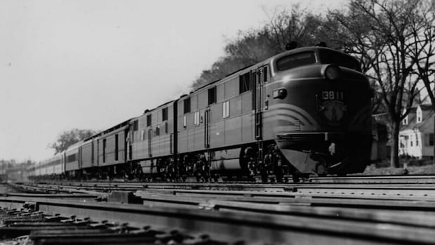 maritimers’-adventures-by-train-to-boston-on-the-gull-inspire-musical