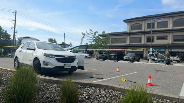 man-charged-with-2nd-degree-murder-after-‘highly-visible-event’:-kelowna-rcmp