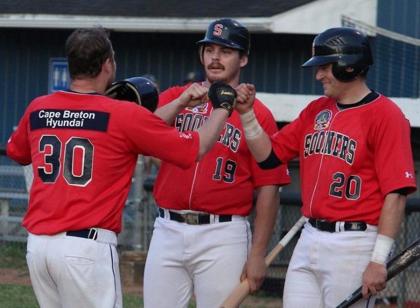 senior-baseball:-sydney-sooners-end-kentville-wildcats’-win-streak-and-then-some