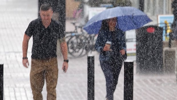 tornado-warning-over-in-eastern-ontario