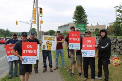 updated:-unionized-trades-workers-in-cape-breton-take-strike-action-after-contract-negotiations-stall