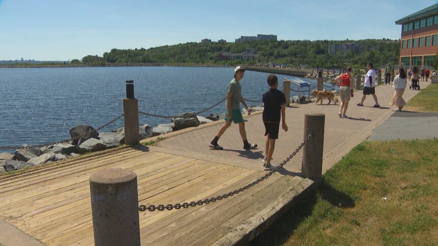 bedford-residents-notice-stench-by-boardwalk