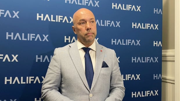 halifax-mayor-says-‘change-is-needed’-at-city-hall,-would-welcome-strong-mayor-powers