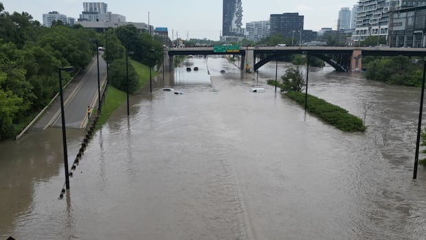 advocates-call-for-more-transparency-in-home-insurance-rates-amid-rise-in-extreme-weather