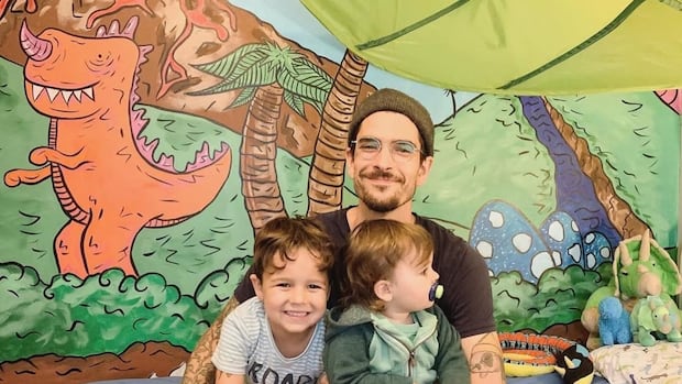 video-of-pei.-dad-painting-over-his-growing-son’s-dinosaur-mural-goes-viral