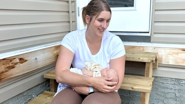 this-evacuee-was-35-weeks-pregnant-when-wildfire-destroyed-her-home.-now-she-has-a-healthy-newborn-daughter