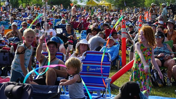 winnipeg-folk-fest-sets-new-attendance-record
